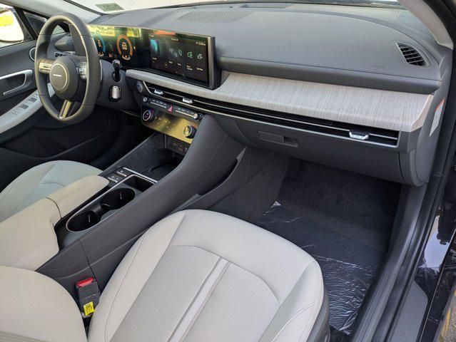 new 2025 Hyundai Sonata Hybrid car, priced at $32,705