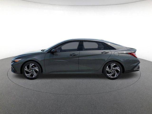 new 2024 Hyundai Elantra car, priced at $26,960