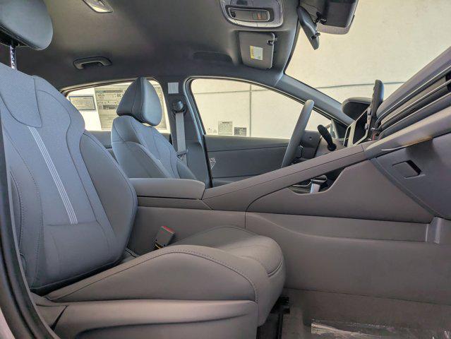 new 2025 Hyundai Elantra car, priced at $23,370
