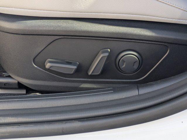 new 2025 Hyundai Elantra car, priced at $28,600