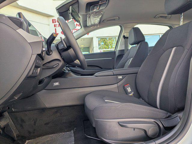 new 2026 Hyundai Sonata Hybrid car, priced at $31,300