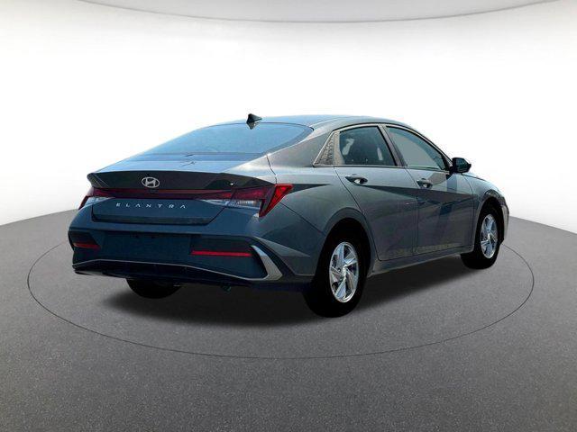 new 2025 Hyundai Elantra car, priced at $23,565