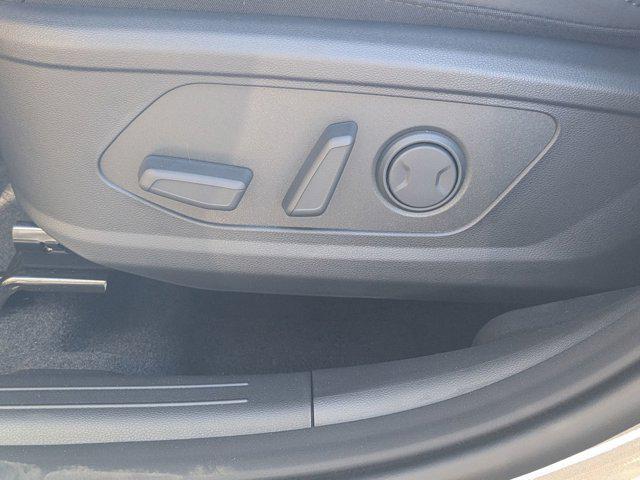 new 2025 Hyundai TUCSON Hybrid car, priced at $37,805