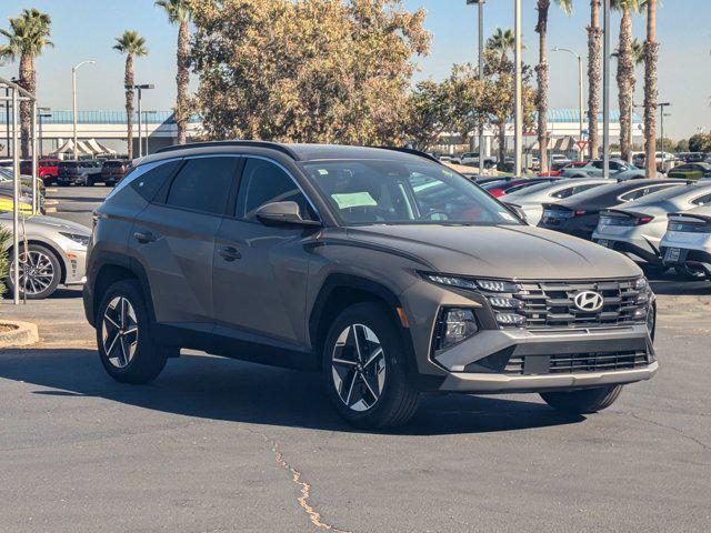 new 2025 Hyundai TUCSON Hybrid car, priced at $37,805