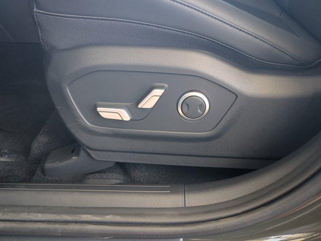 new 2025 Hyundai Santa Fe car, priced at $39,980