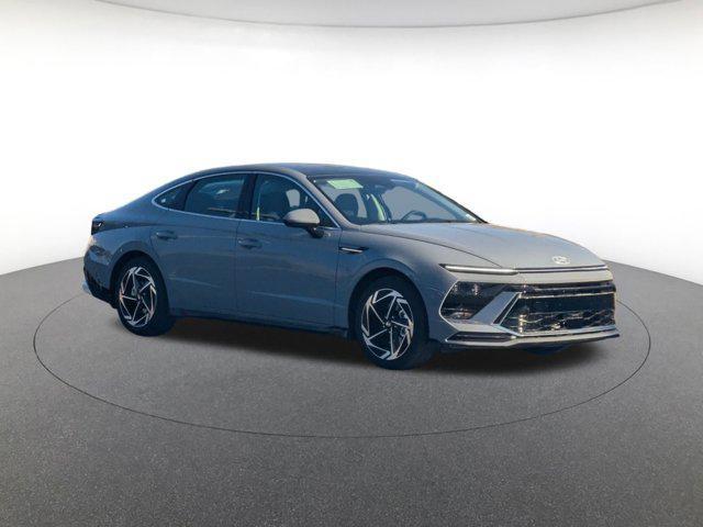 new 2024 Hyundai Sonata car, priced at $32,240