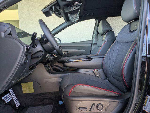 new 2025 Hyundai TUCSON Hybrid car, priced at $40,770