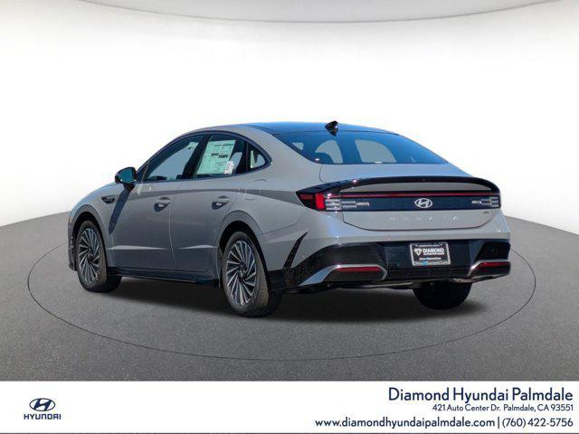 new 2025 Hyundai Sonata Hybrid car, priced at $39,375