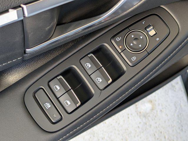 new 2025 Hyundai Sonata Hybrid car, priced at $39,375