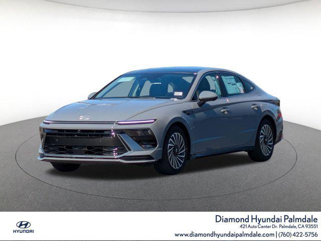new 2025 Hyundai Sonata Hybrid car, priced at $39,375