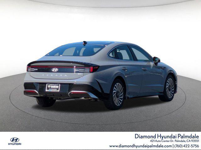 new 2025 Hyundai Sonata Hybrid car, priced at $39,375