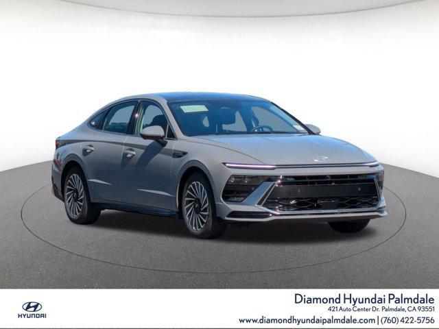new 2025 Hyundai Sonata Hybrid car, priced at $39,375