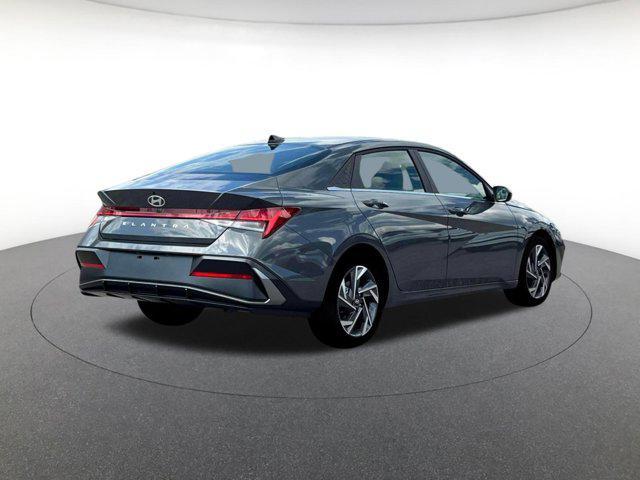 new 2025 Hyundai Elantra car, priced at $27,235