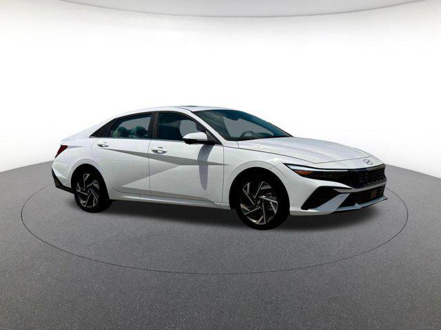 new 2025 Hyundai Elantra car, priced at $28,640