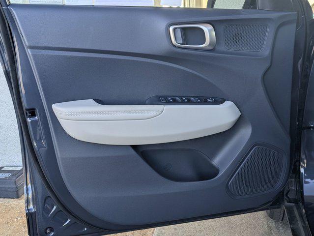 new 2025 Hyundai Venue car, priced at $25,640