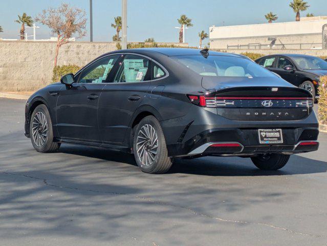 new 2025 Hyundai Sonata Hybrid car