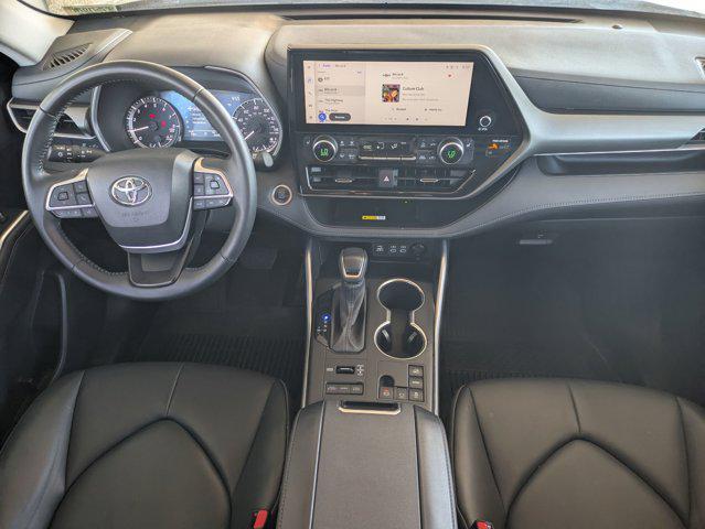 new 2024 Toyota Highlander car