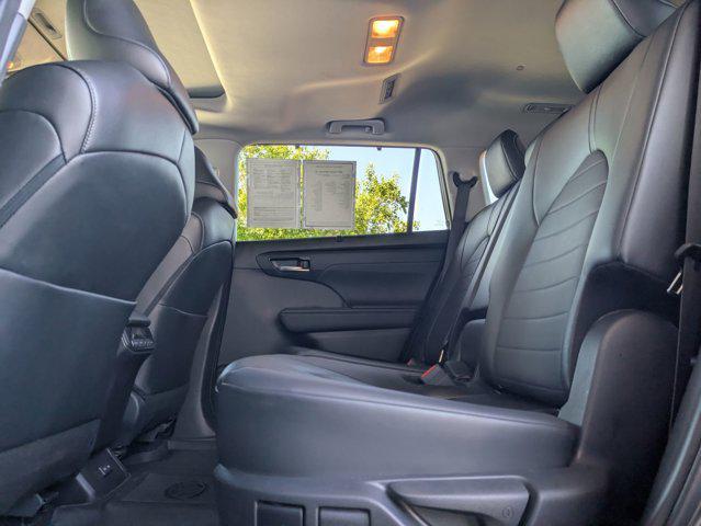 new 2024 Toyota Highlander car