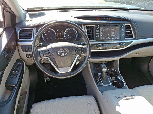 used 2017 Toyota Highlander car, priced at $22,125