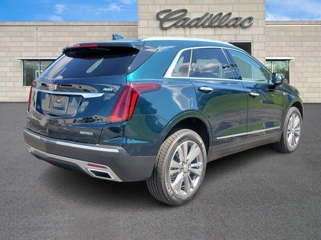 new 2025 Cadillac XT5 car, priced at $55,940