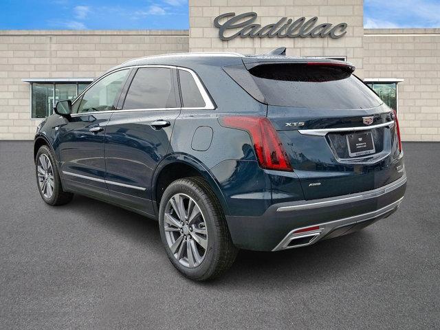 new 2025 Cadillac XT5 car, priced at $56,210