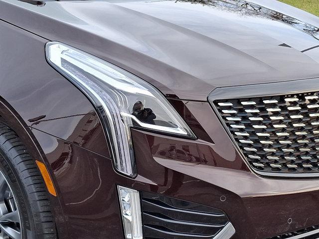 used 2021 Cadillac XT5 car, priced at $34,990