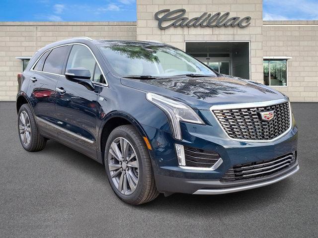 new 2025 Cadillac XT5 car, priced at $57,890