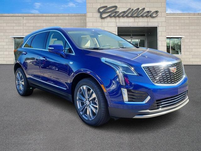 new 2025 Cadillac XT5 car, priced at $54,940