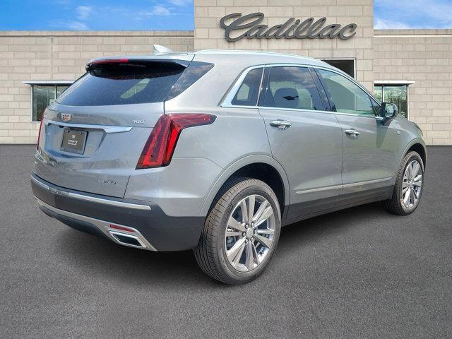 new 2025 Cadillac XT5 car, priced at $55,315