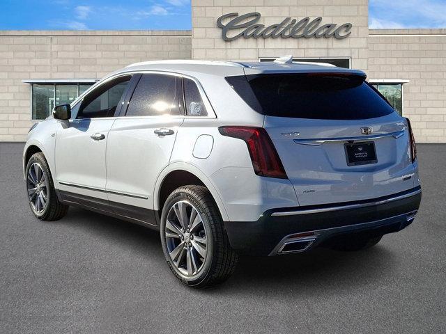 new 2025 Cadillac XT5 car, priced at $55,540