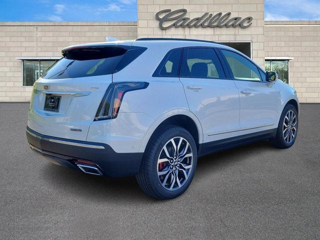 new 2025 Cadillac XT5 car, priced at $64,135