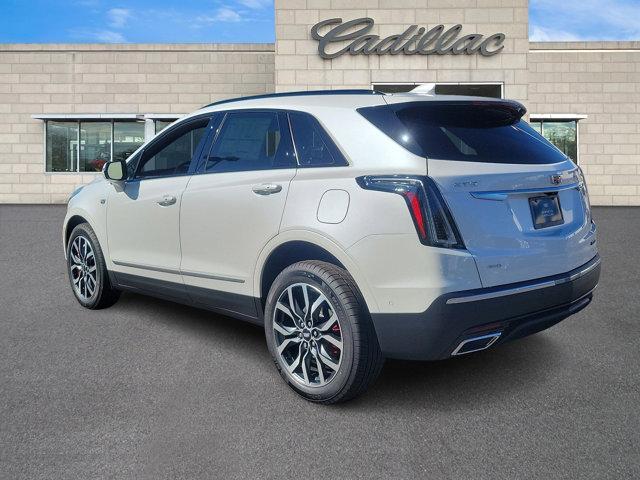 new 2025 Cadillac XT5 car, priced at $64,135