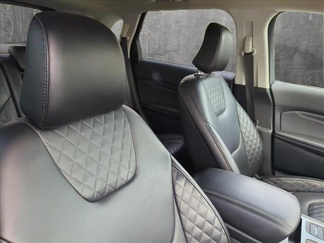 used 2023 Ford Edge car, priced at $31,399