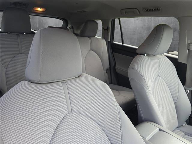used 2023 Toyota Highlander car, priced at $33,095