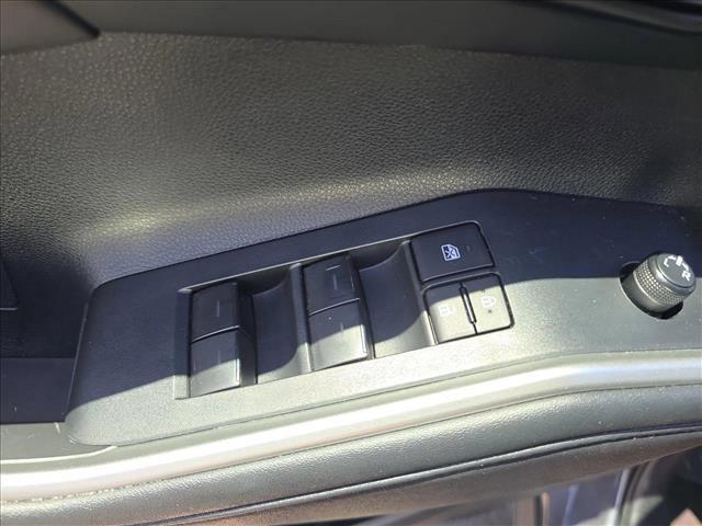 used 2024 Toyota Highlander car, priced at $40,459
