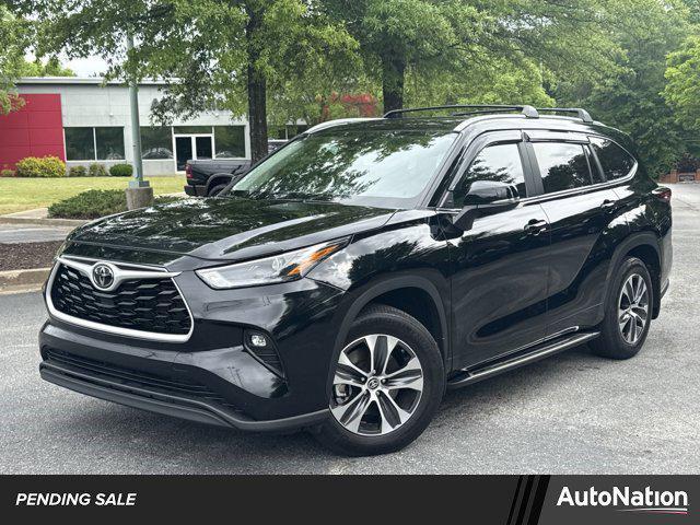 used 2024 Toyota Highlander car, priced at $41,797
