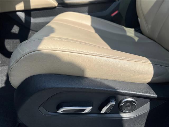 used 2022 Acura MDX car, priced at $32,007