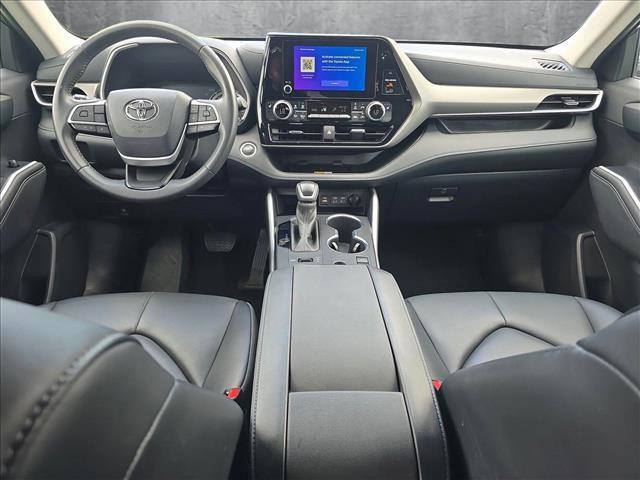 used 2024 Toyota Highlander car, priced at $41,334