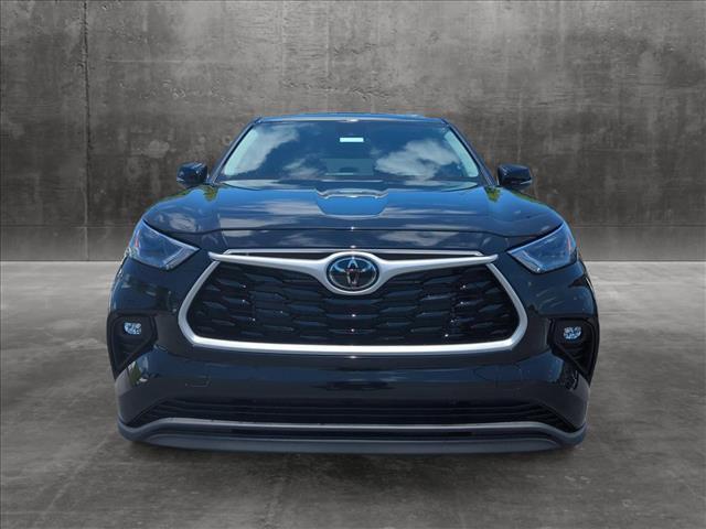 new 2024 Toyota Highlander car, priced at $43,980