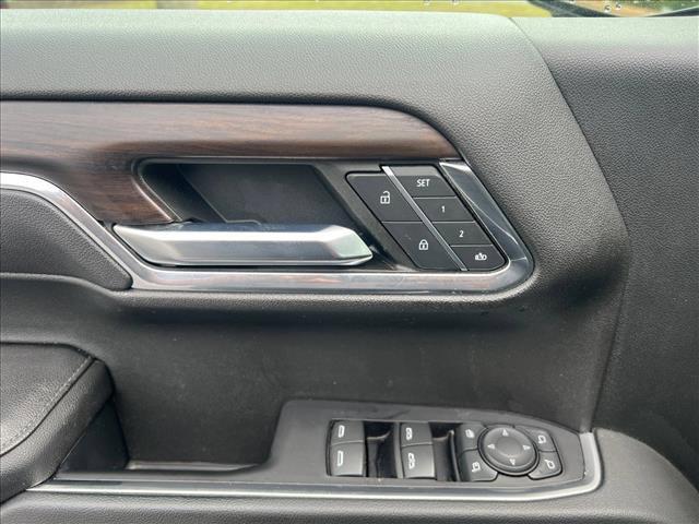used 2022 GMC Sierra 1500 car, priced at $34,561