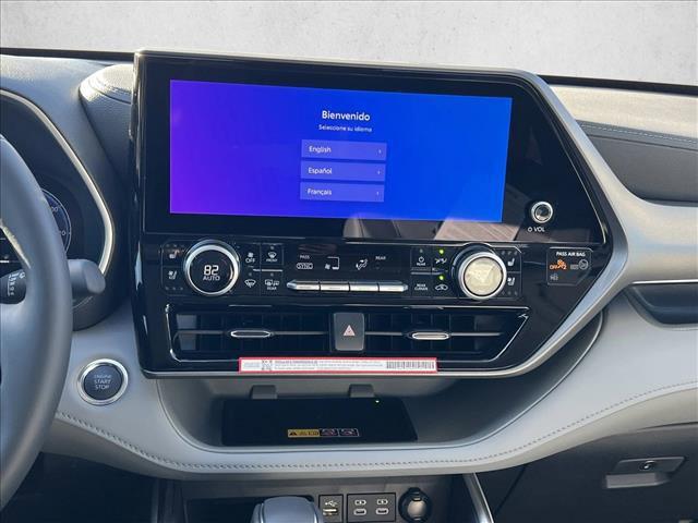 new 2025 Toyota Highlander car, priced at $55,917