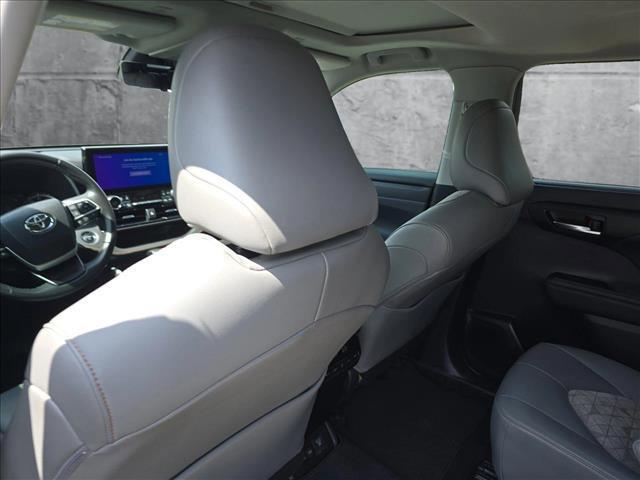 used 2023 Toyota Highlander Hybrid car, priced at $37,720