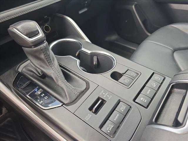 used 2021 Toyota Highlander car, priced at $26,898