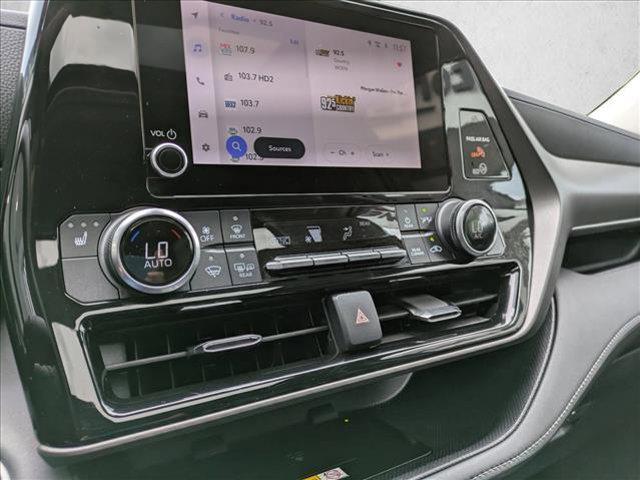 used 2024 Toyota Highlander car, priced at $38,897