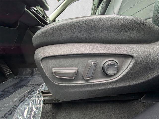 used 2024 Toyota Highlander car, priced at $38,897