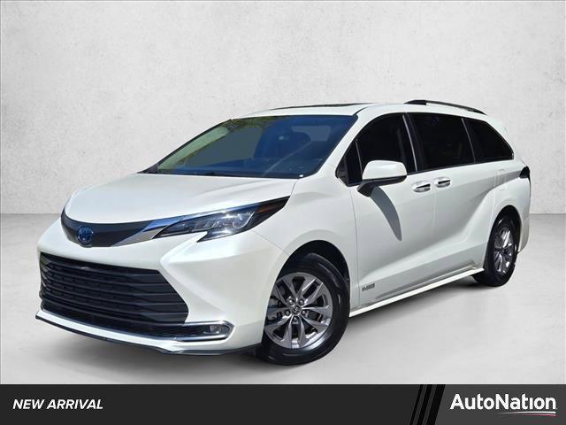 used 2021 Toyota Sienna car, priced at $37,890