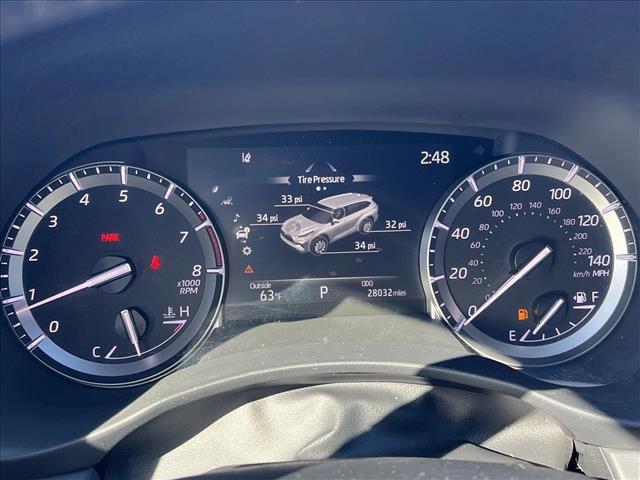 used 2022 Toyota Highlander car, priced at $38,099