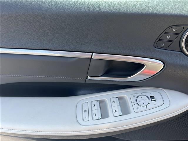 used 2023 Hyundai Sonata Hybrid car, priced at $26,148