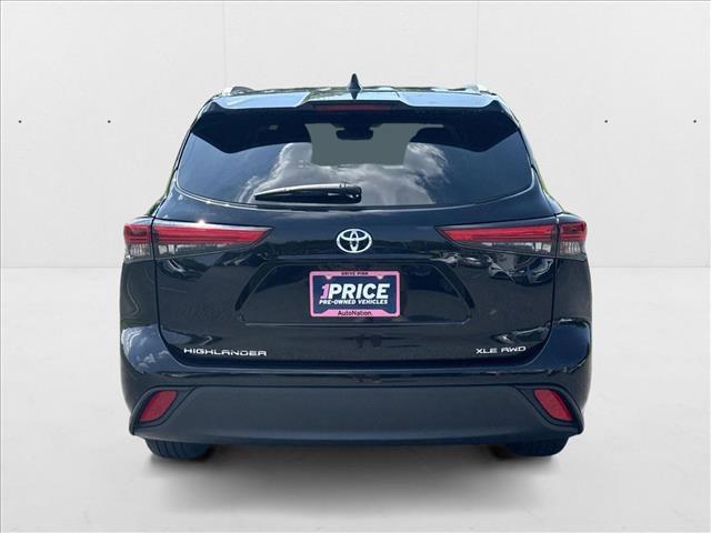 used 2023 Toyota Highlander car, priced at $38,852