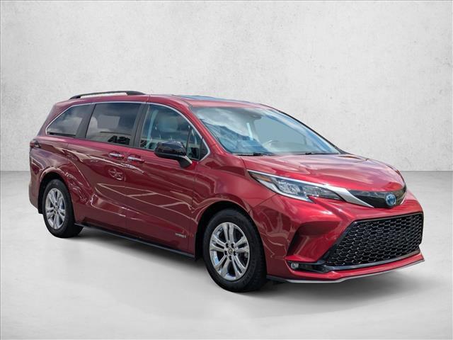 used 2021 Toyota Sienna car, priced at $36,875